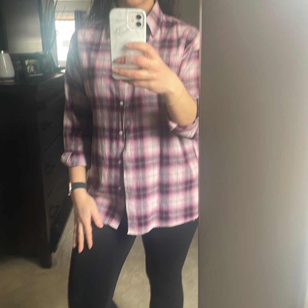 Pink tone button down flannel shirt